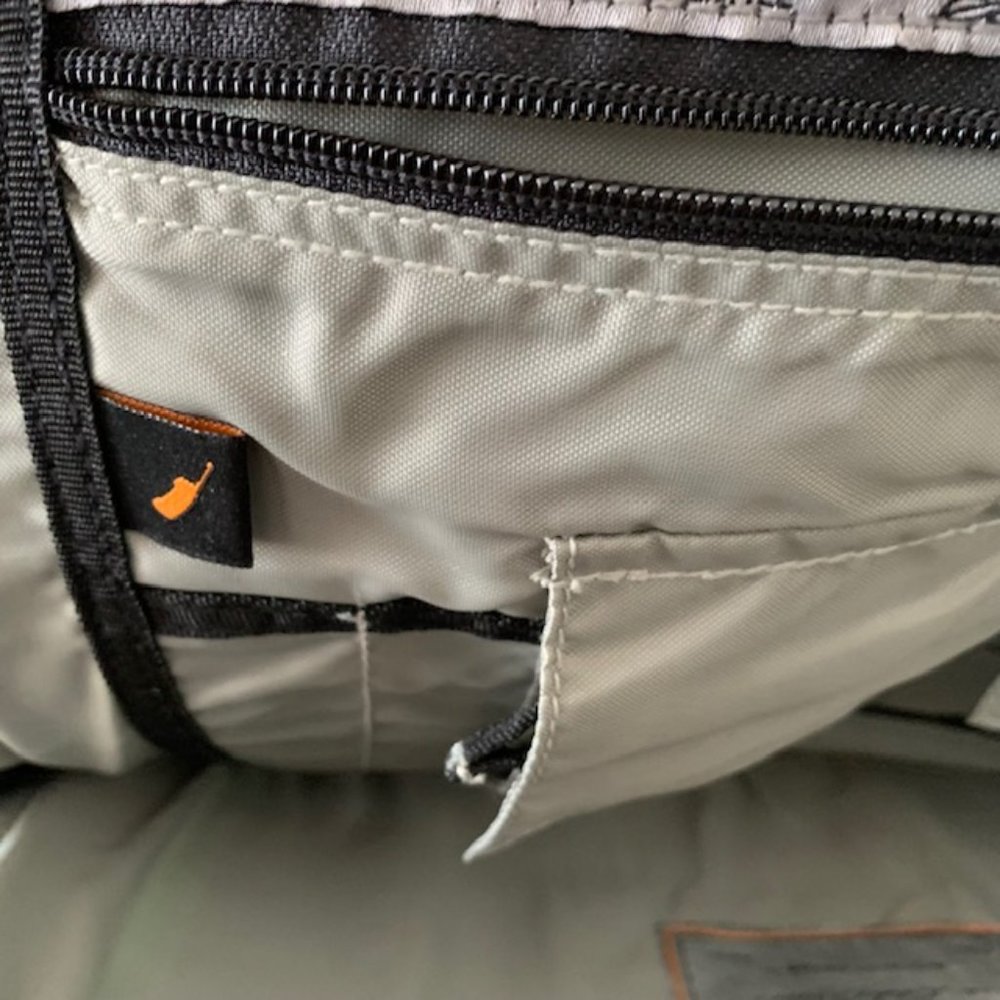Eddie Bauer Shoulder Laptop Messenger Bag - Picture 2 of 10